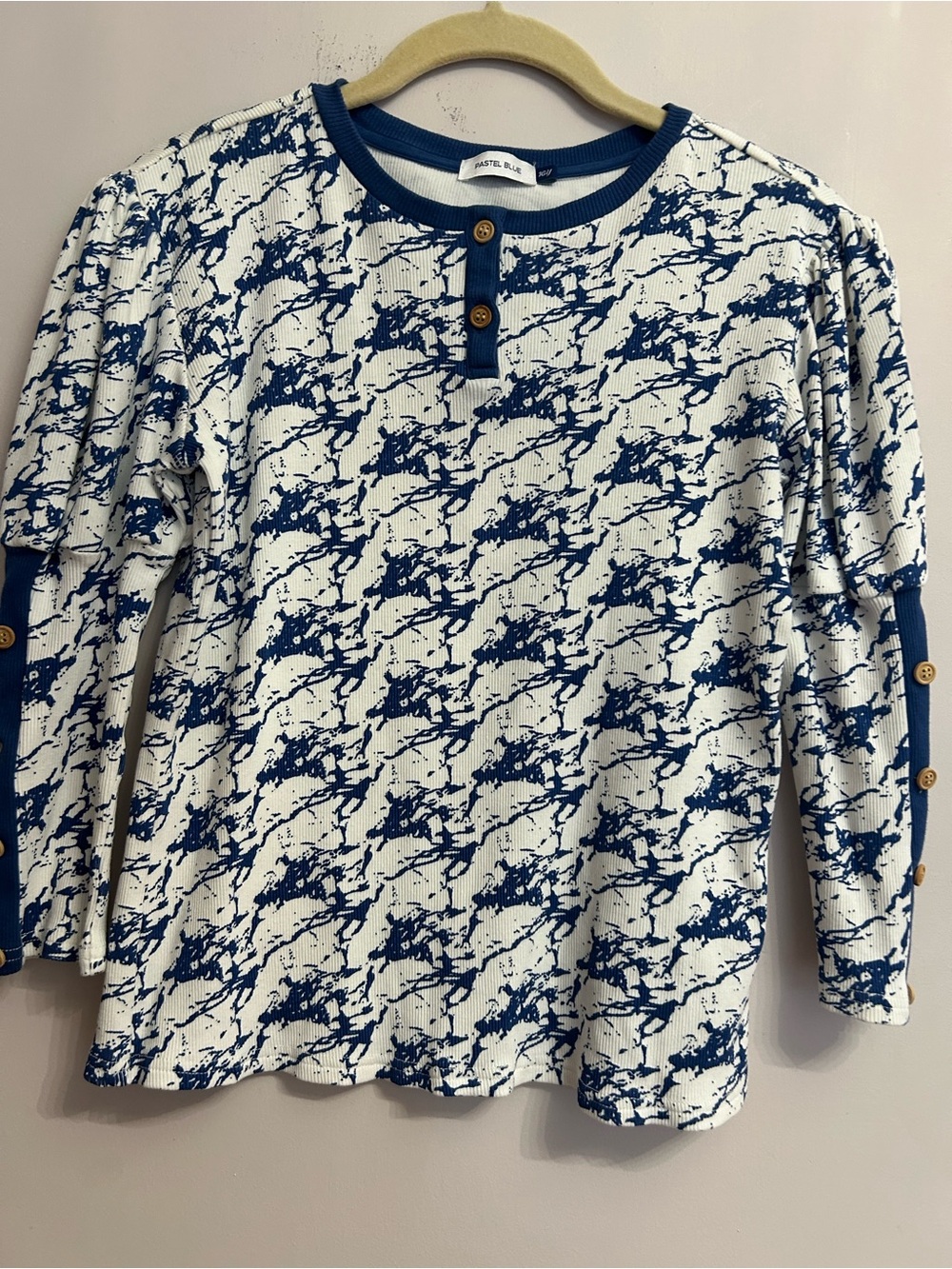 Cozy Blue & White Patterned Henley Top - Kids